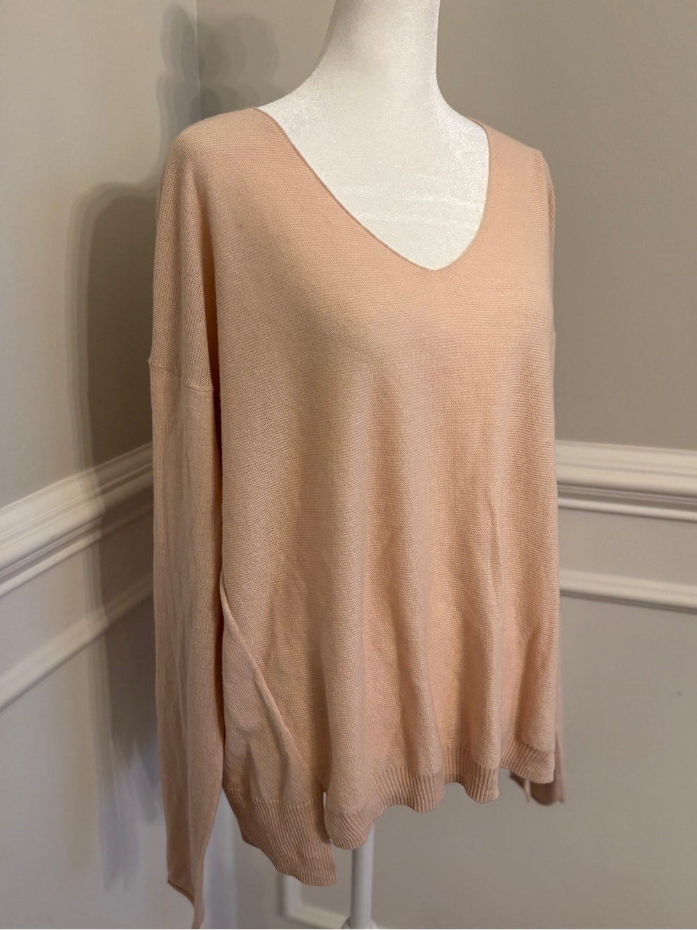 Everyday V-Neck Sweater in Soft Peach